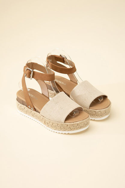 TOPIC-S Espadrille Ankle strap Sandals